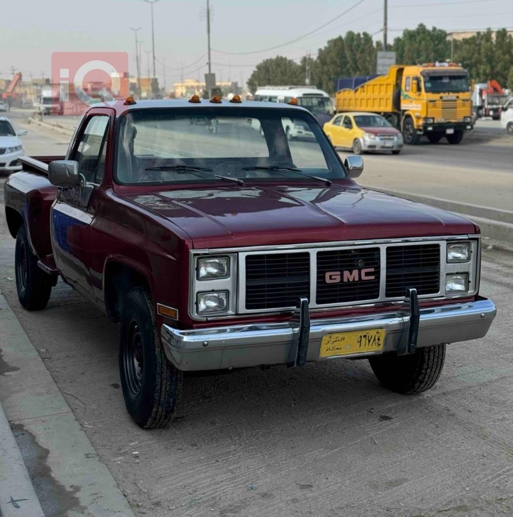 GMC Sierra